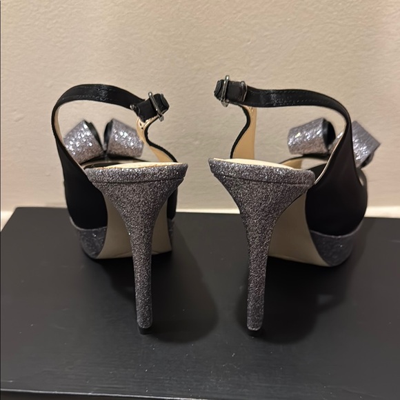 Enzo Angiolini Black and Silver Platform Heels EUC - Picture 6 of 8